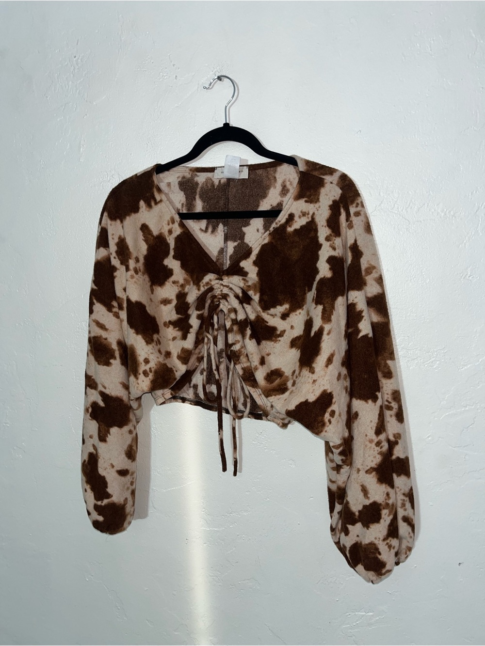 Saints & Hearts Cow Print Ruched Drawstring Crop Top S Long Sleeve Made In USA